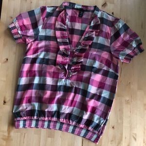 NWOT Very Pretty Ruffled Blouse